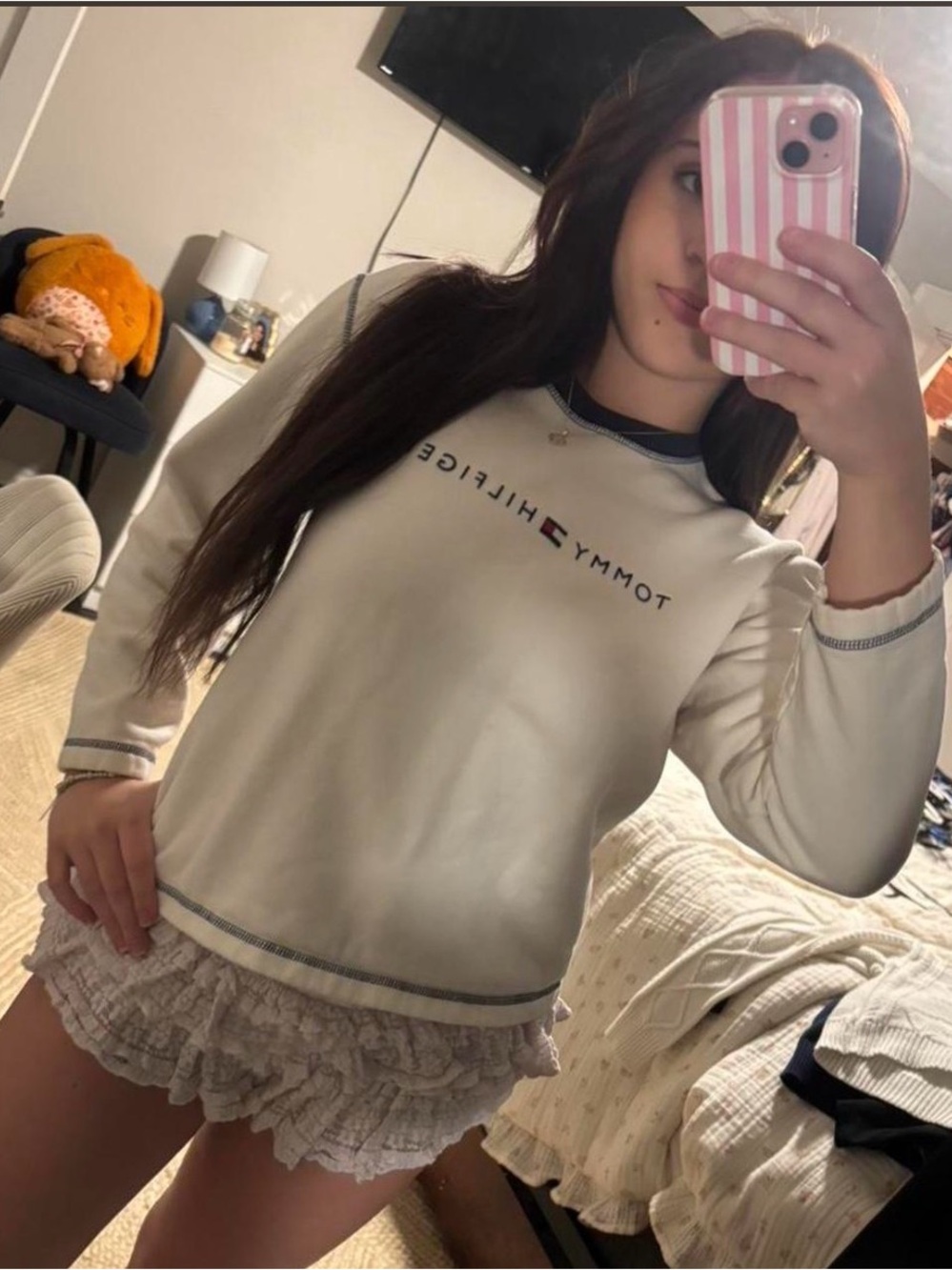 Tommy Hilfiger Cream Sweatshirt with Navy Trim